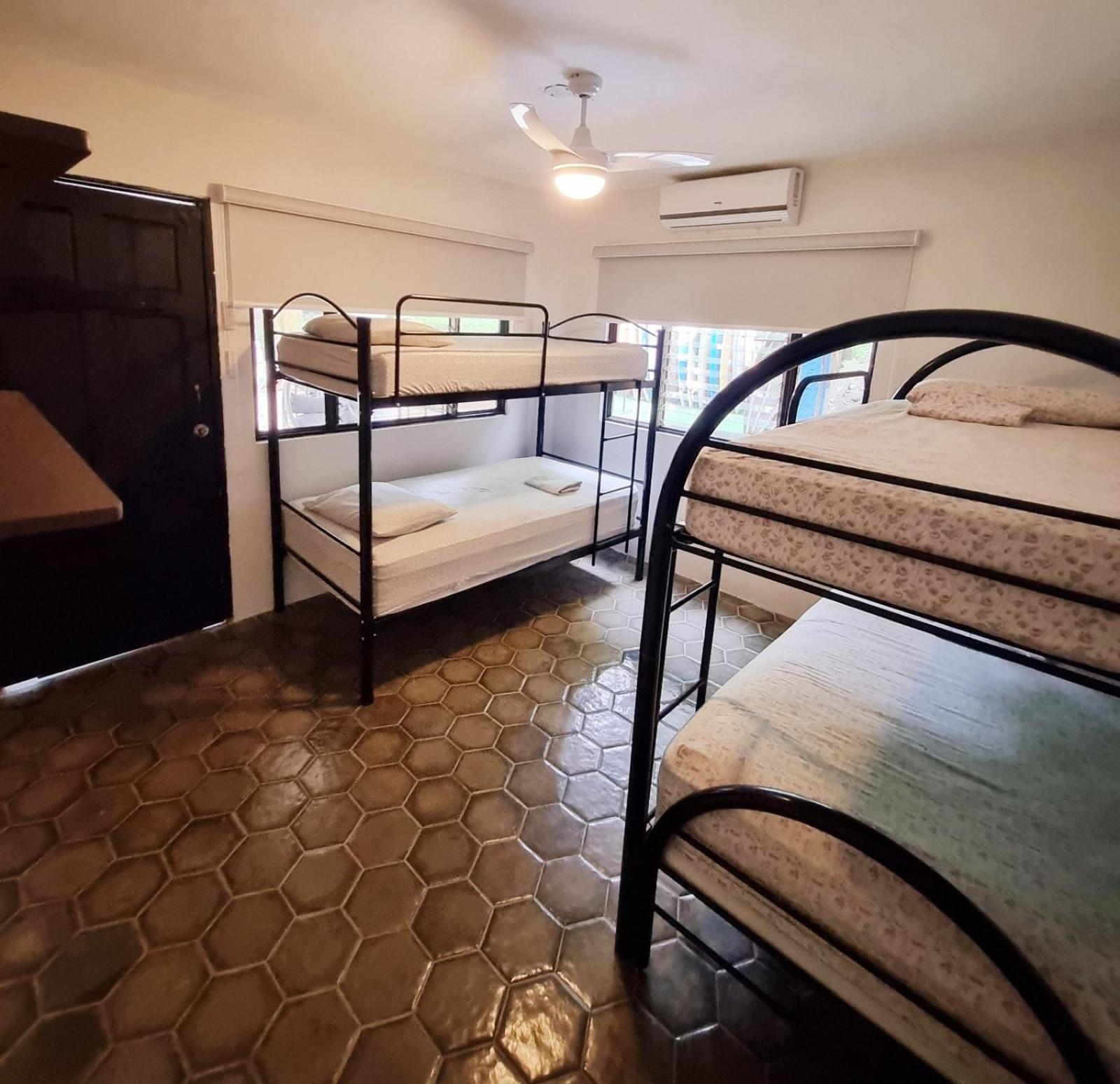 Casa Pura Vida Surf Hostel - Tamarindo Costa Rica Zewnętrze zdjęcie
