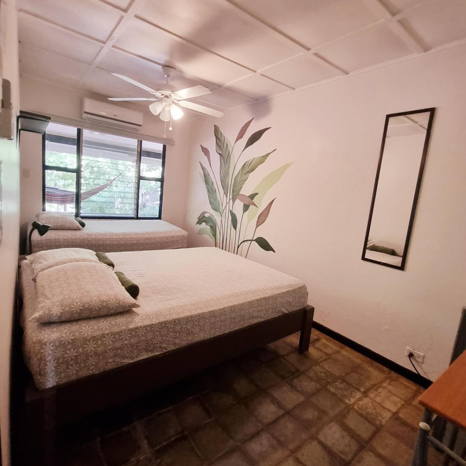 Casa Pura Vida Surf Hostel - Tamarindo Costa Rica Zewnętrze zdjęcie